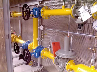 Teilansicht mit Absperrvorrichtungen aus einer Gasanlage