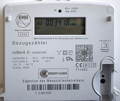 Moderne Messeinrichtung EMH mMe4.0 als Bezugszähler für Haushalte